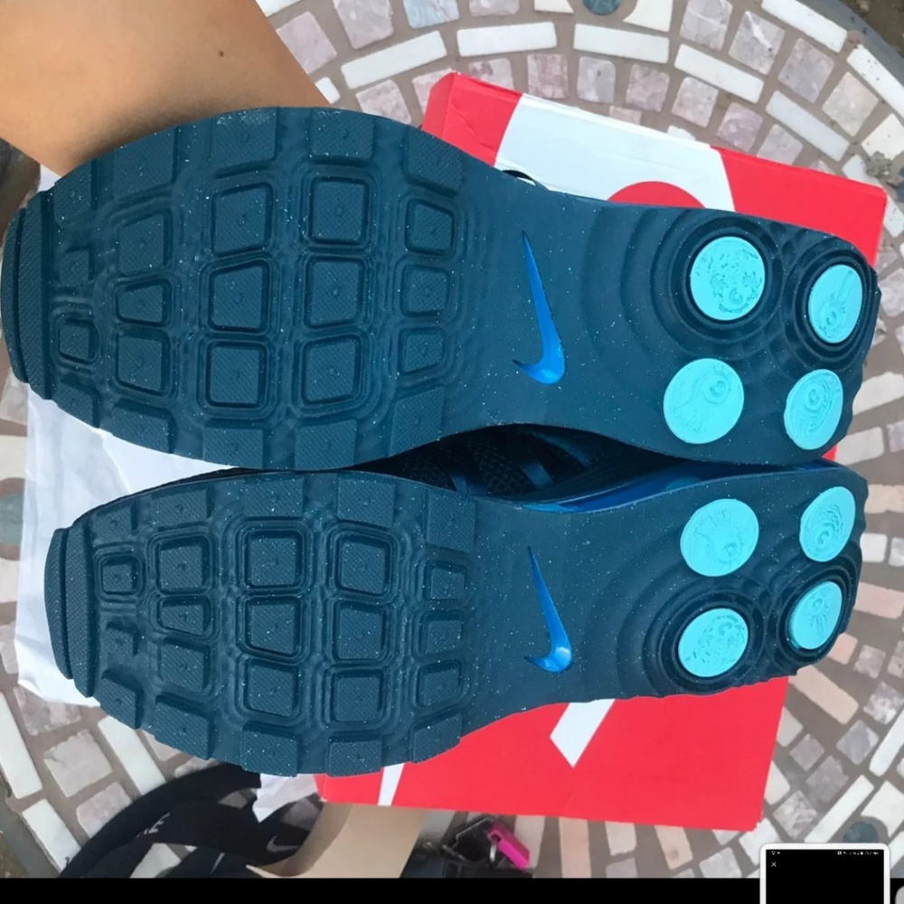 Nike women Authentic ShoX size 8 or 8.5 - Picture 4 of 4